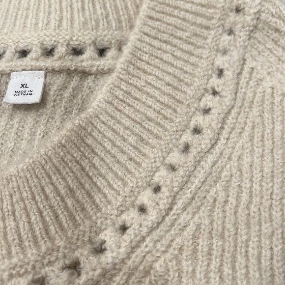 GAP Cream Ribbed Crewneck Sweater/NWT/XL & XXL - Picture 5 of 16